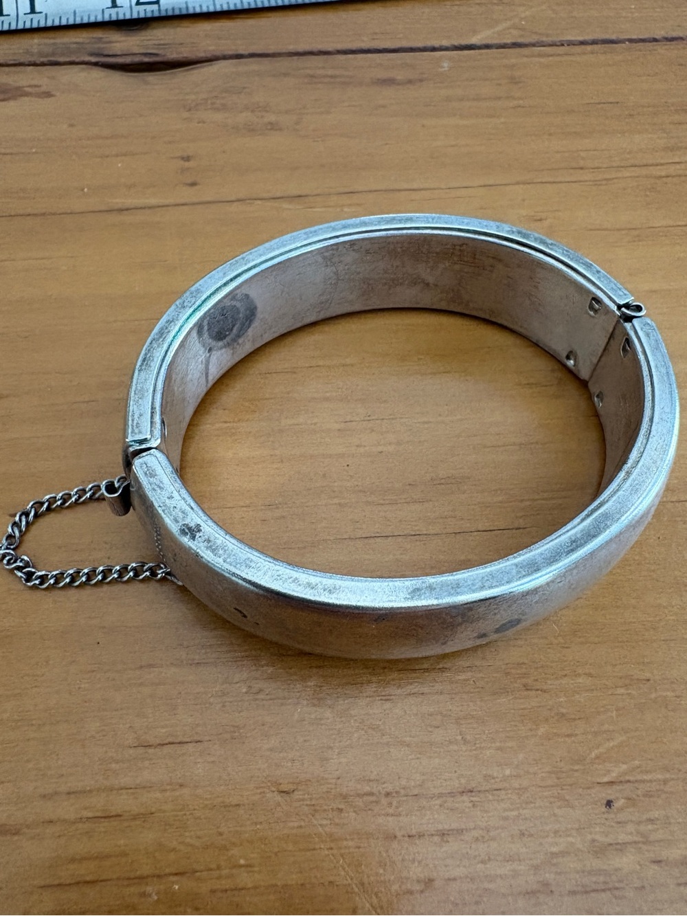 Vintage Wide Silver Tone Hinged Bangle Bracelet Safety Chain Cuff